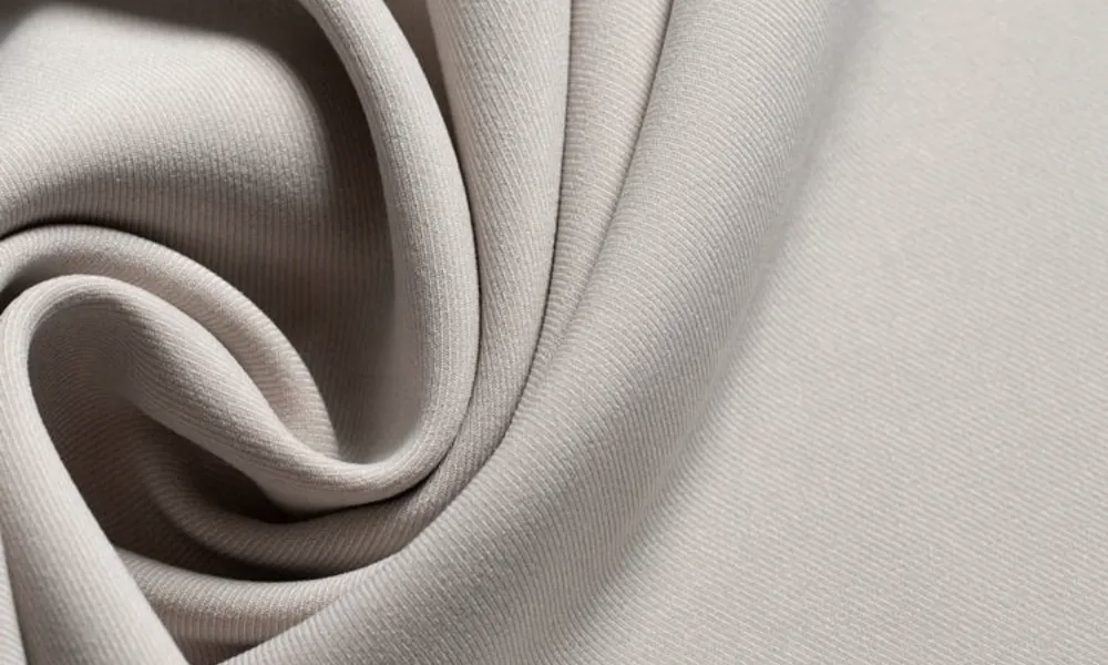 Polyester-Spandex Blends: Best All-Rounder for Gym and Teamwear