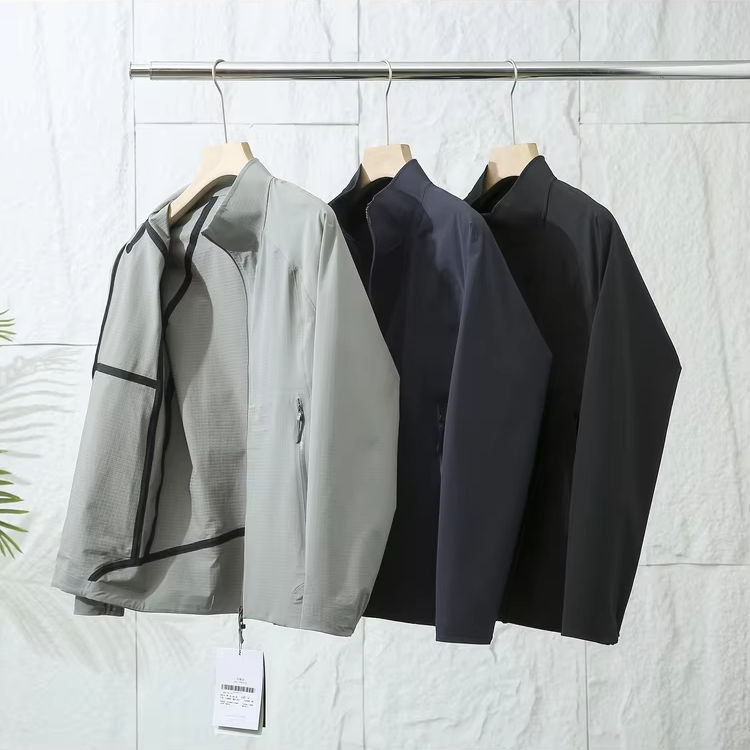 Lightweight Breathable Waterproof Jacket Quick-Drying Three-Door Stand-Up Collar